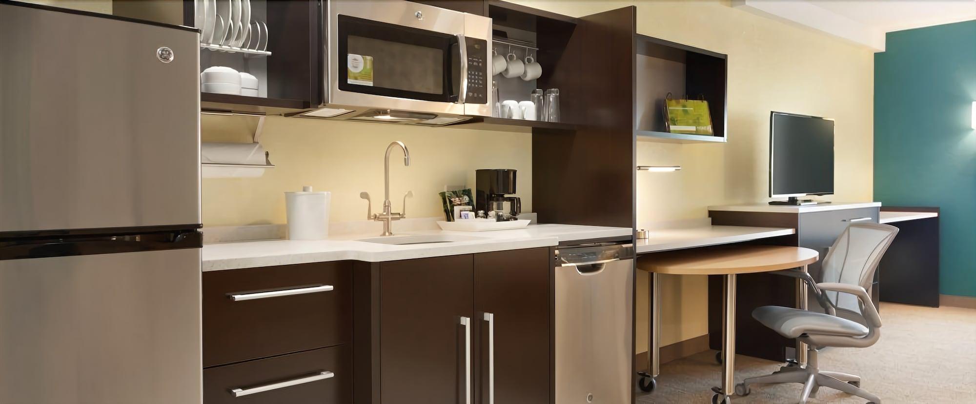 Home2 Suites By Hilton El Paso Airport Екстериор снимка