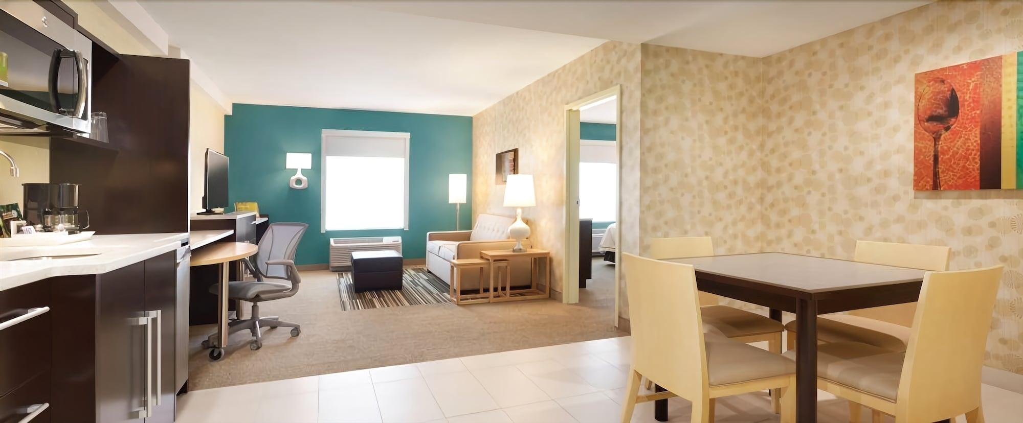 Home2 Suites By Hilton El Paso Airport Екстериор снимка